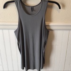 Onzie Glossy Flow Tank